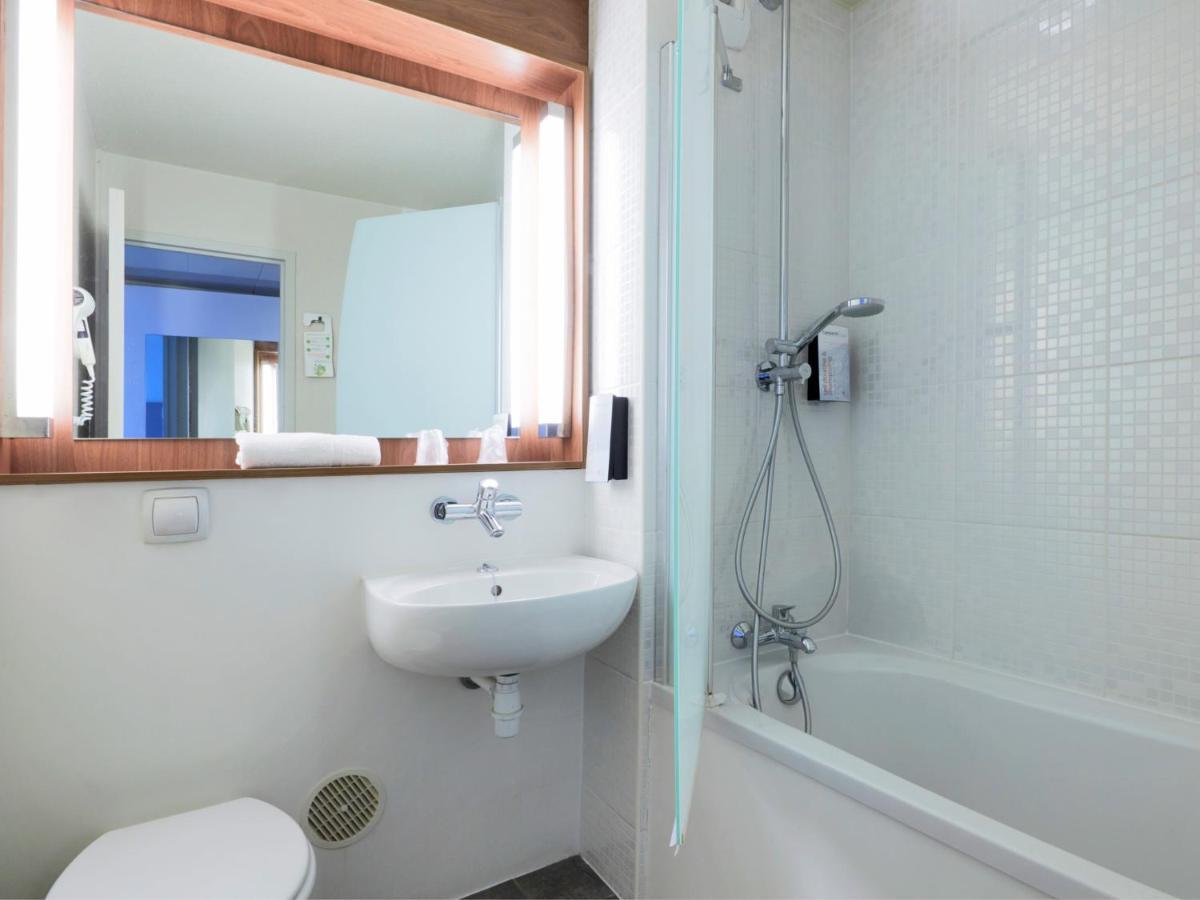 Campanile Rouen Nord -