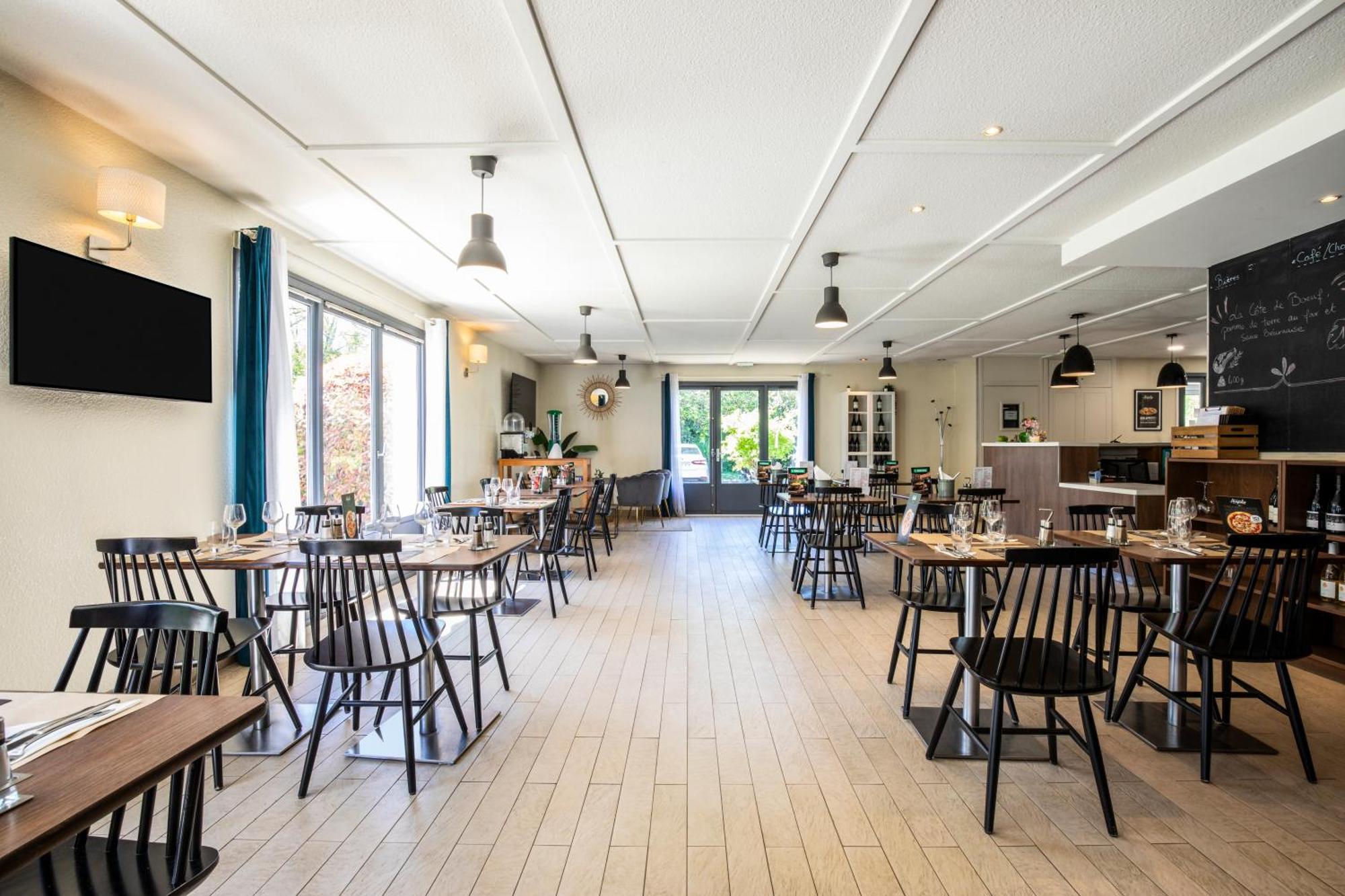 Campanile Rouen Nord - 3*